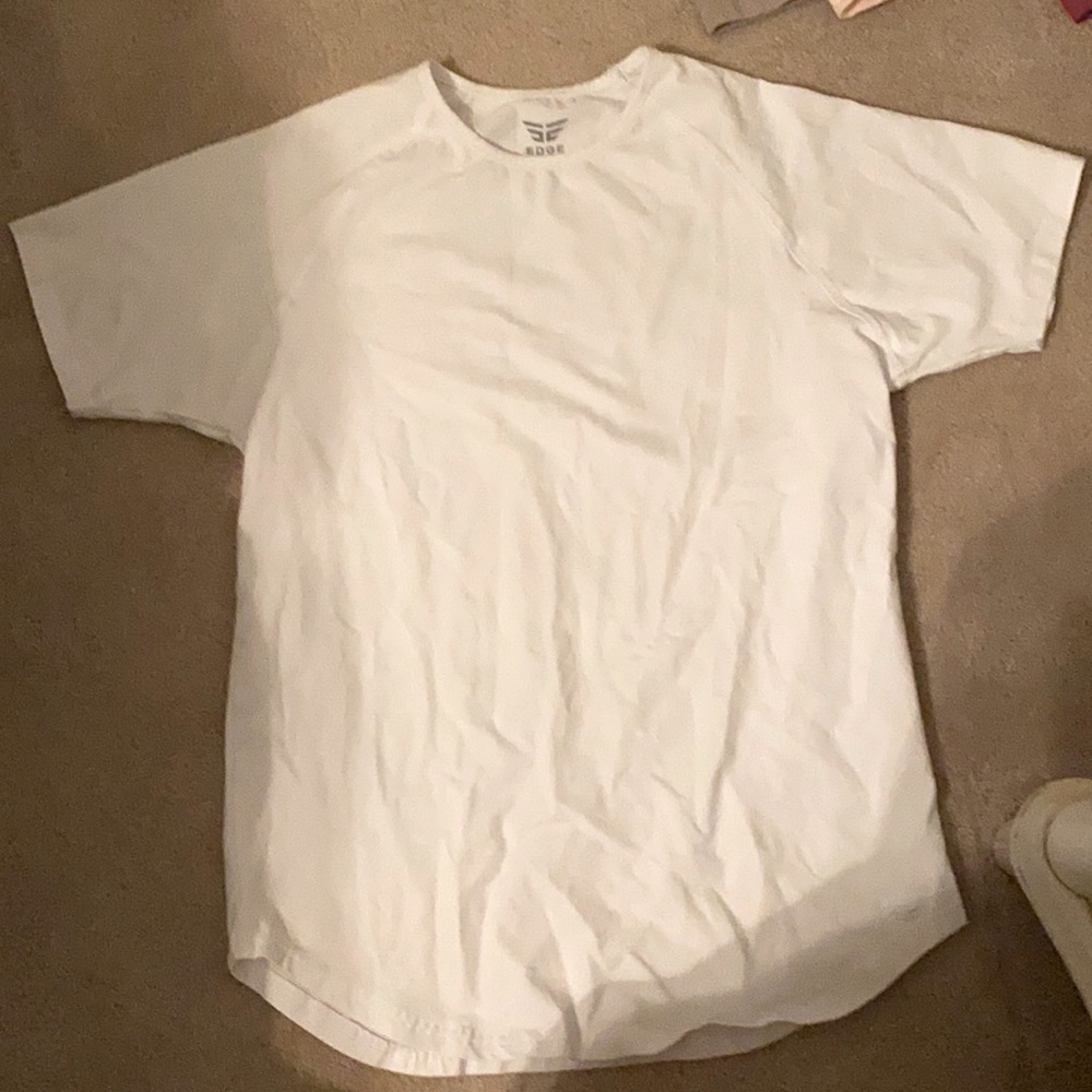 Men’s Edge shirt, white.